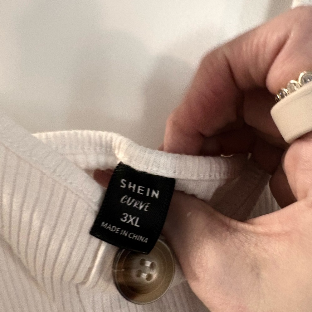 SHEIN Cream Button-Front Ribbed Tank Top - Picture 3 of 3